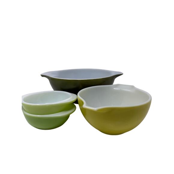 Pyrex Other - Vintage Pyrex 4-Piece Mixing Bowl Set Green White Nesting Bowls Mid Century